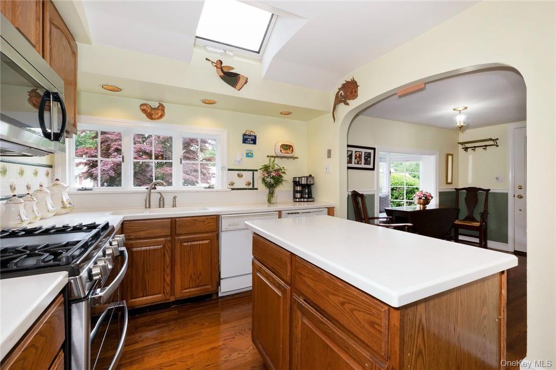 6 Fairmont Avenue Property Photo 12