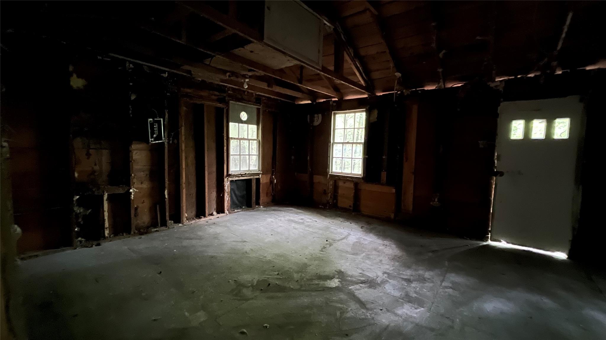 14 Saw Pitt Road Property Photo 5