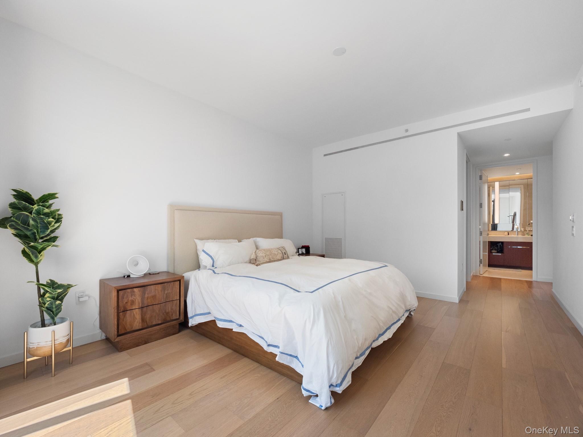 1 West End Avenue 26d Property Photo 16