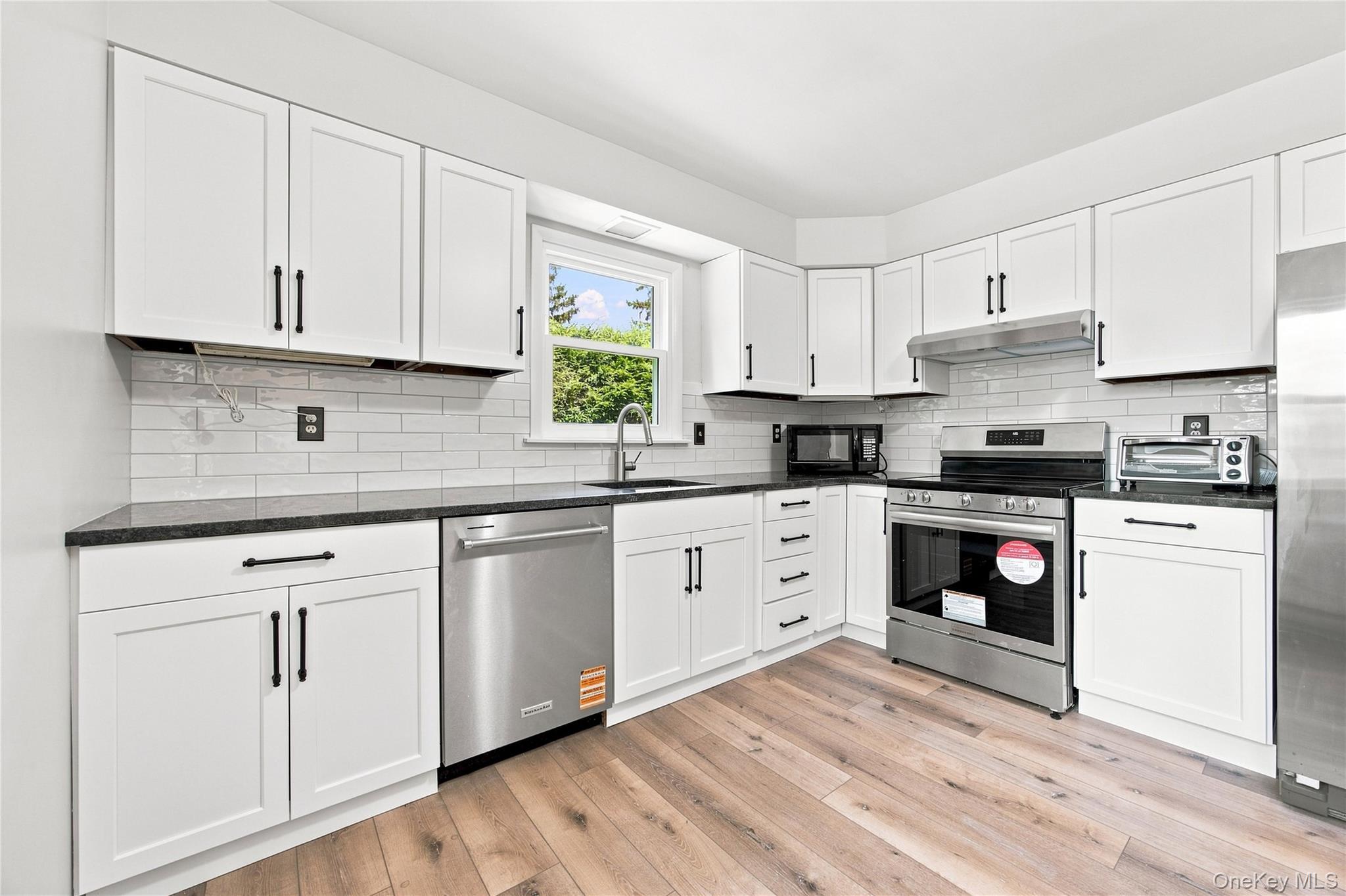 65 Fairmont Road Property Photo 11