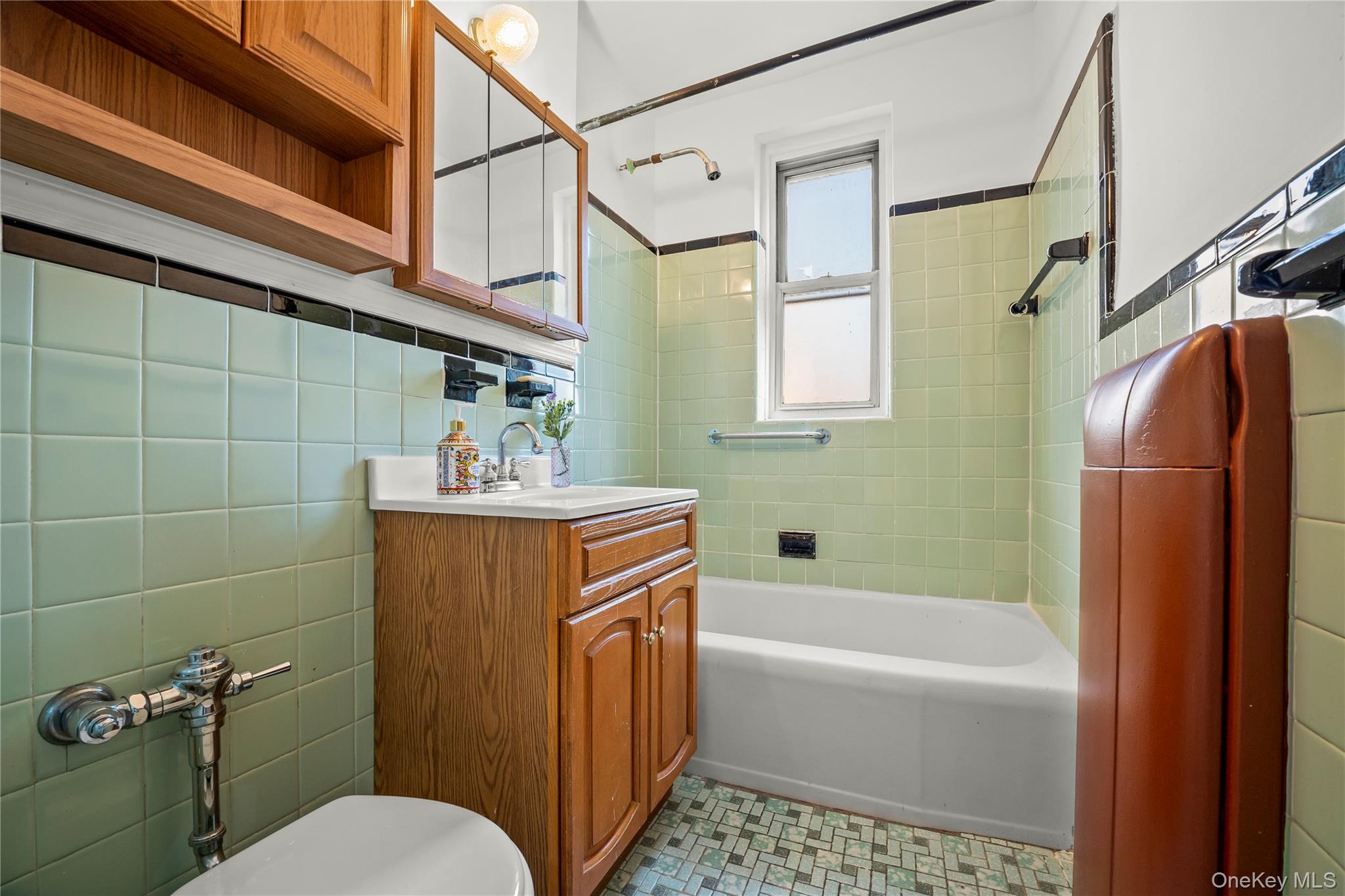 2630 Kingsbridge Terrace 5m Property Photo 15