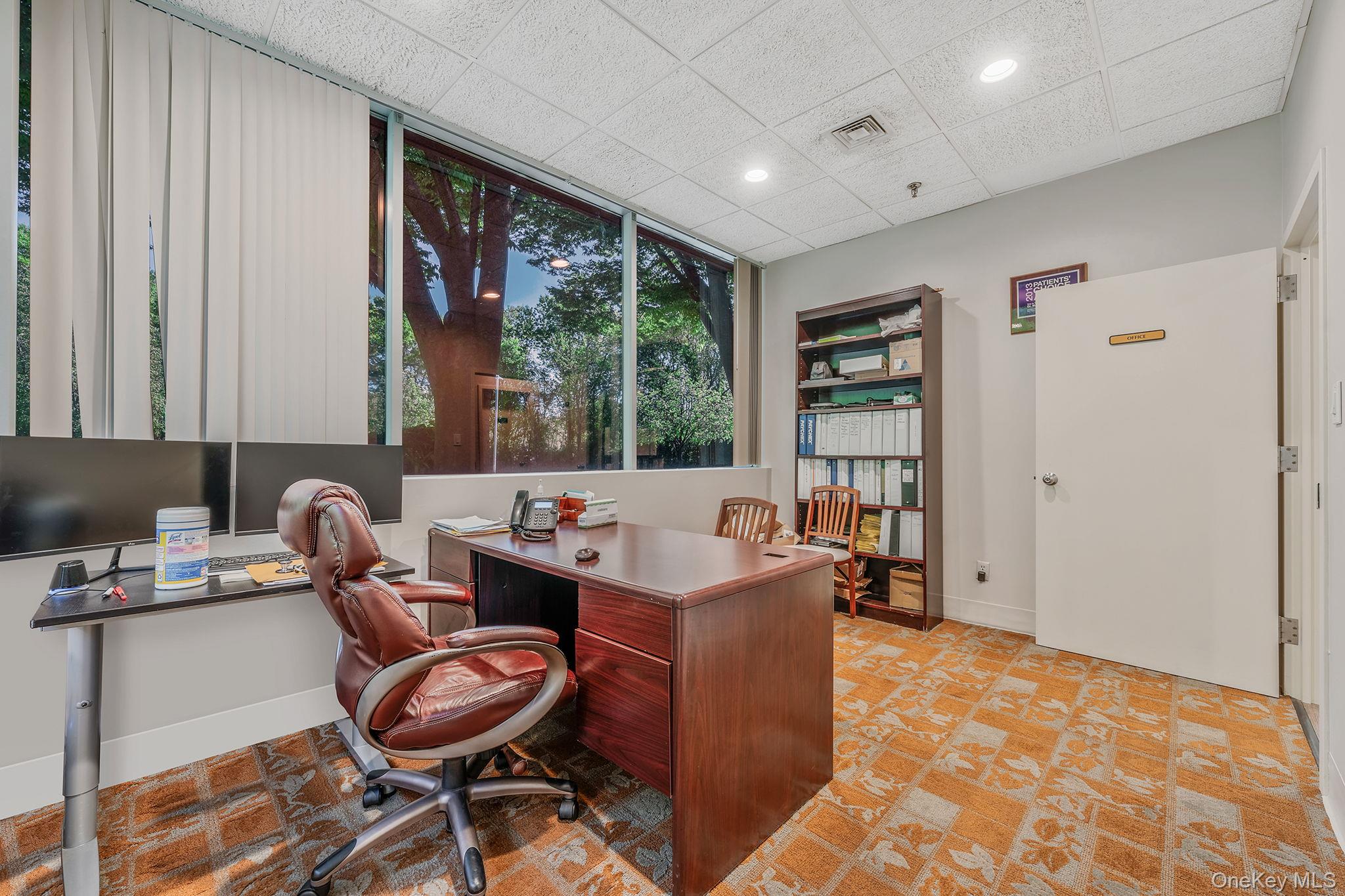 8 Technology Drive 103 Property Photo 15