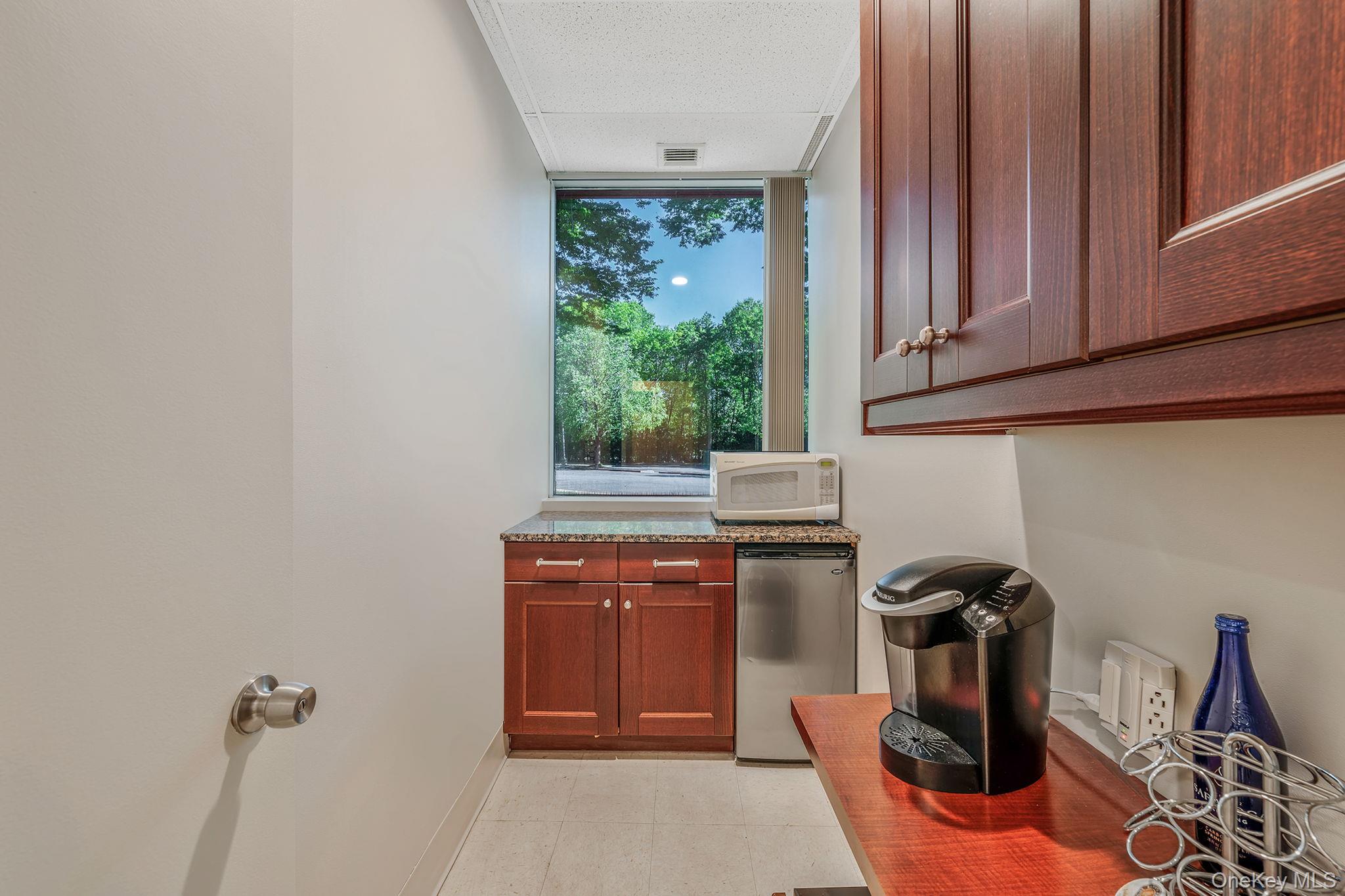 8 Technology Drive 103 Property Photo 16