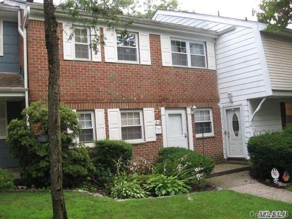 211 Towne House Village 211 Property Photo 1