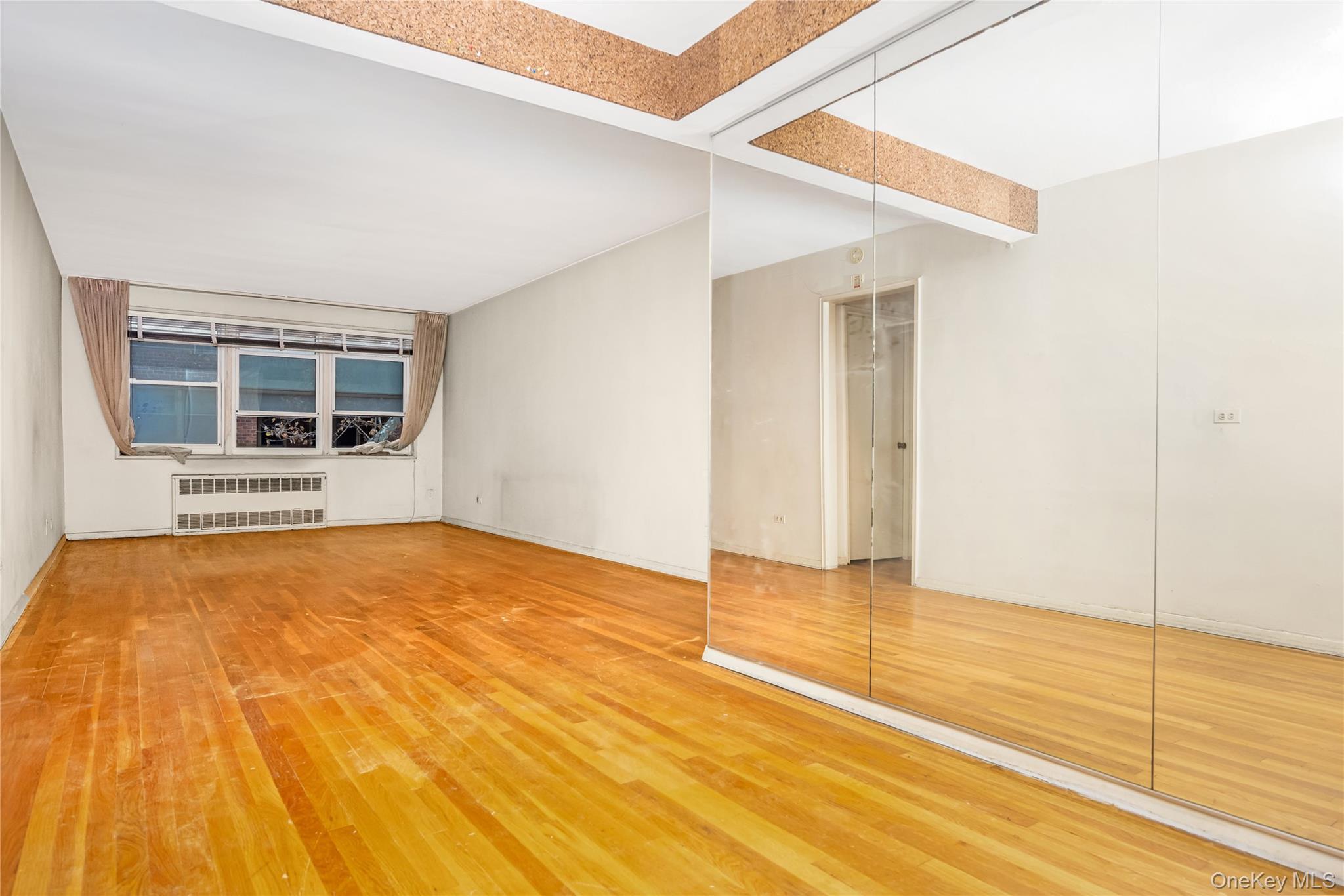 92-31 57th Avenue 4m Property Photo 6
