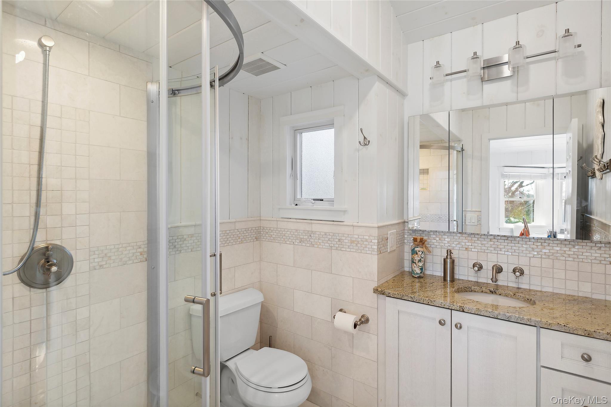 67 North Road A Property Photo 9