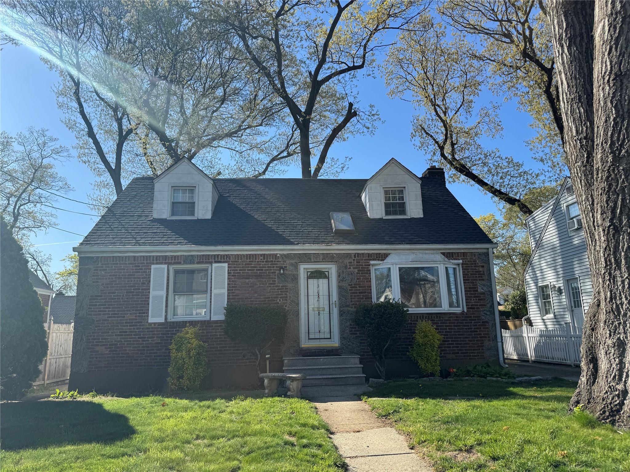 342 Garfield Avenue Property Photo 1