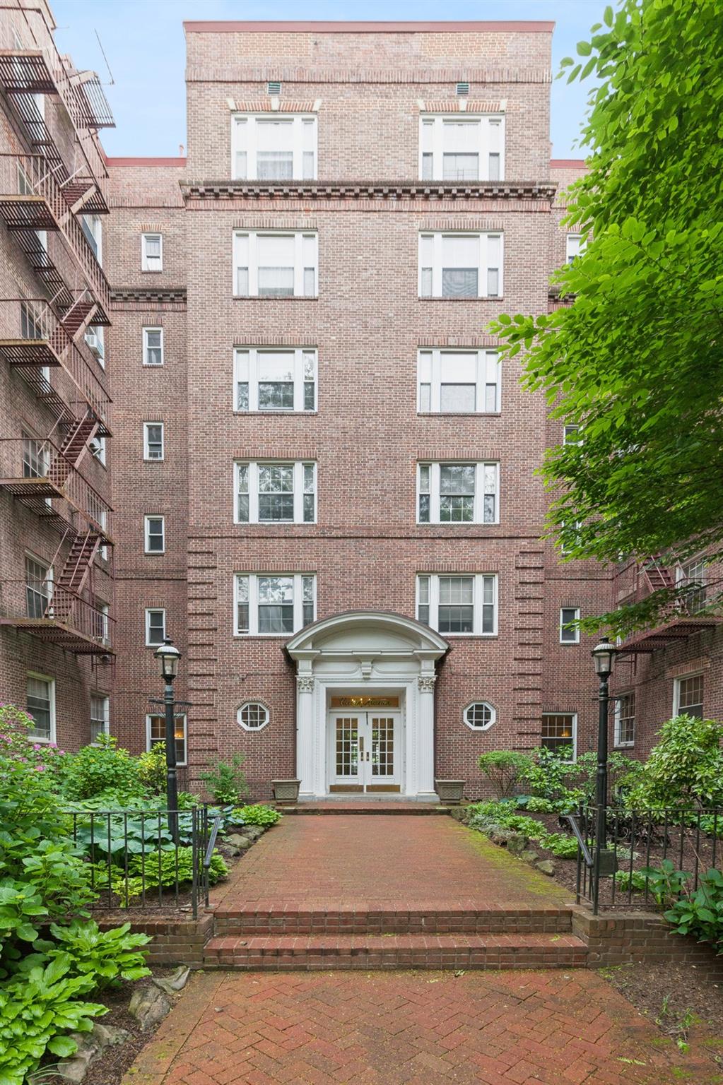 117-01 Park Lane South C 1f Property Photo 14