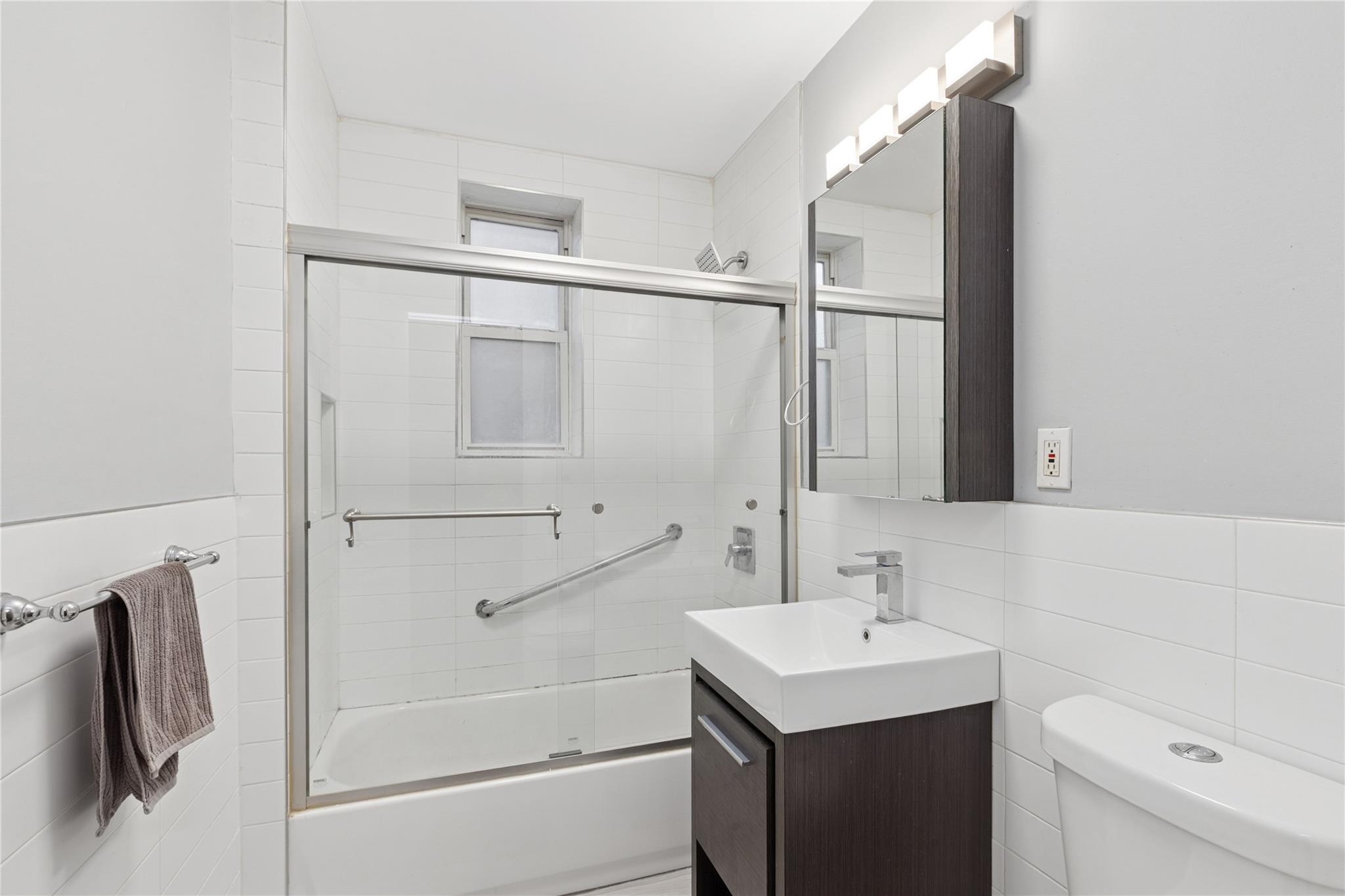 117-01 Park Lane South C 1f Property Photo 22