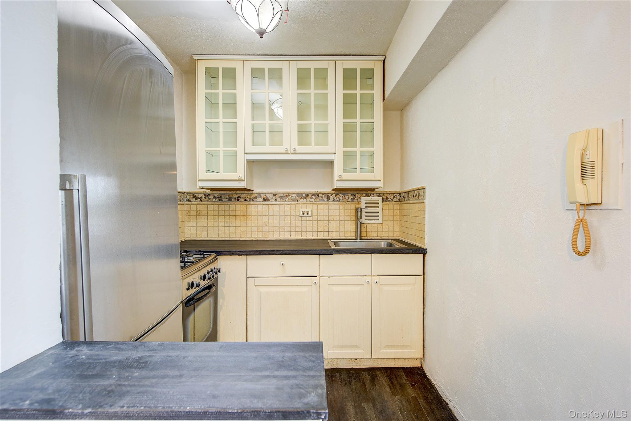 3901 Nostrand Avenue 3t Property Photo 6