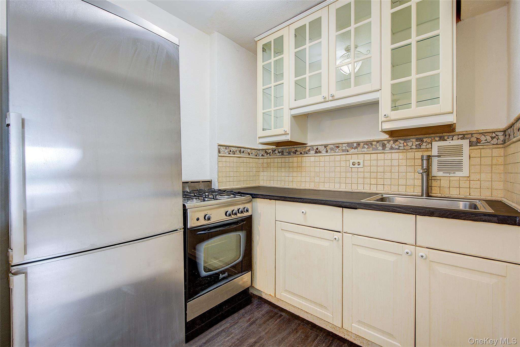 3901 Nostrand Avenue 3t Property Photo 8