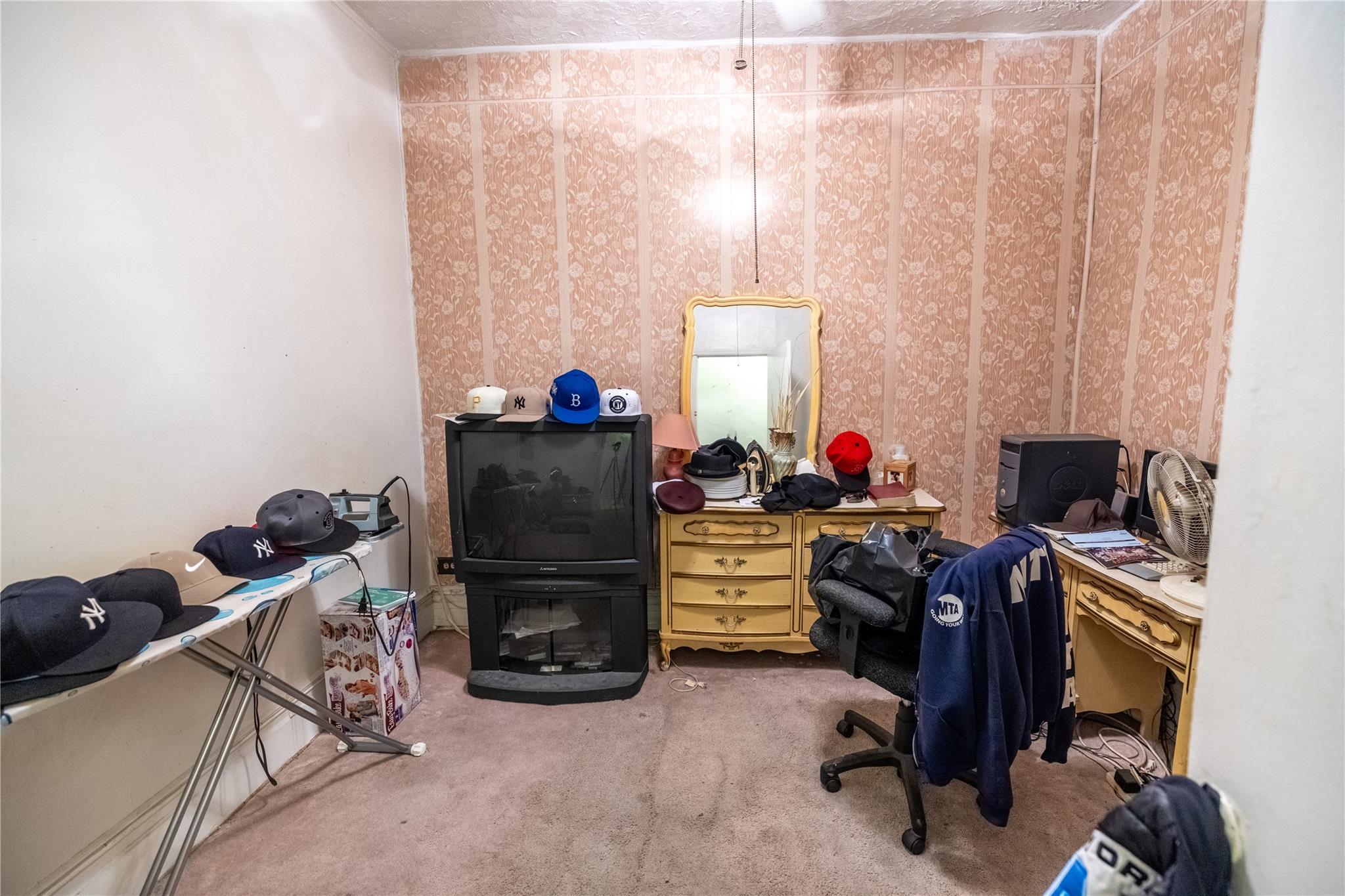 1777 Union Street Property Photo 7