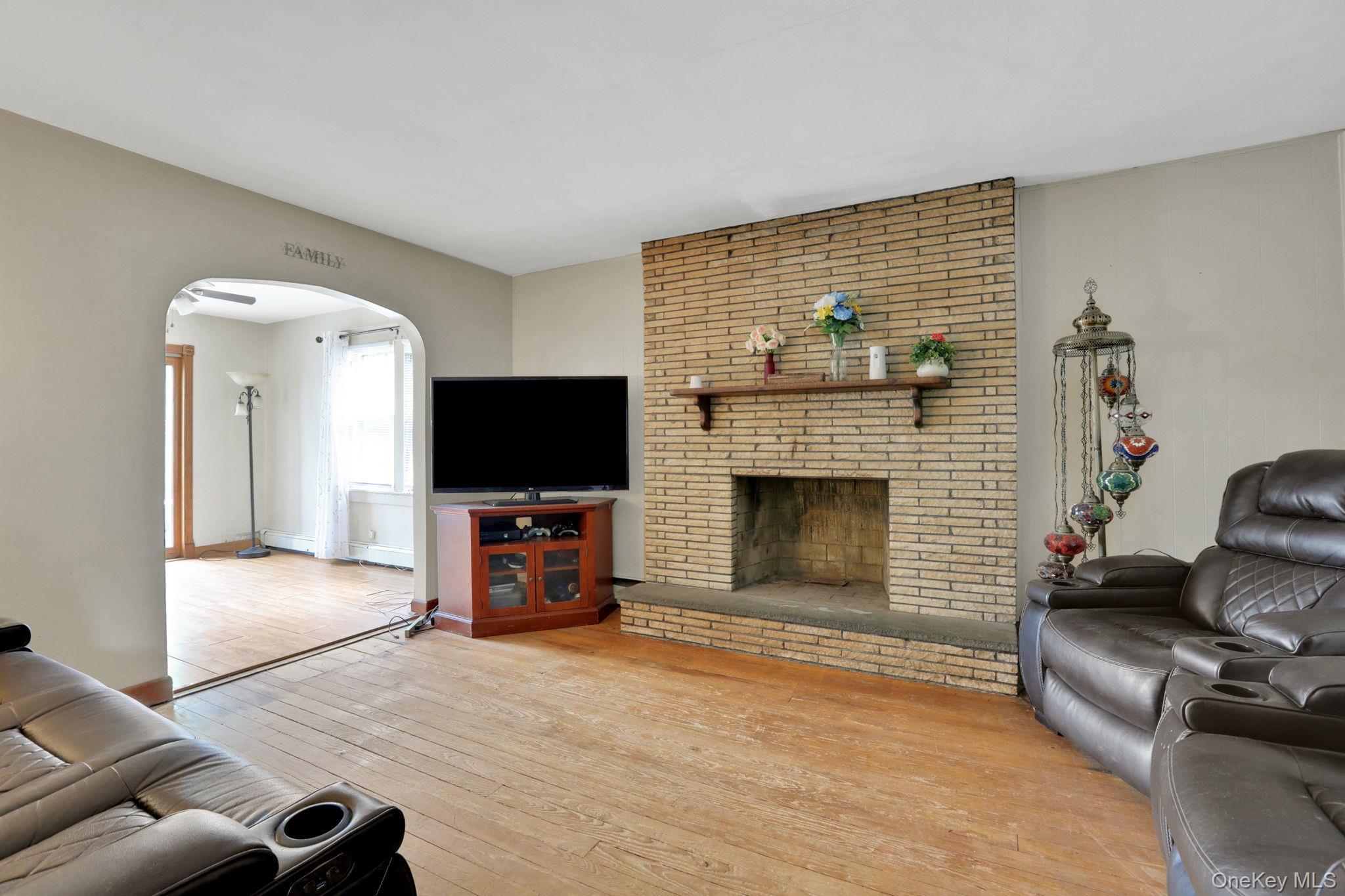 100 Harwich Street Property Photo 3
