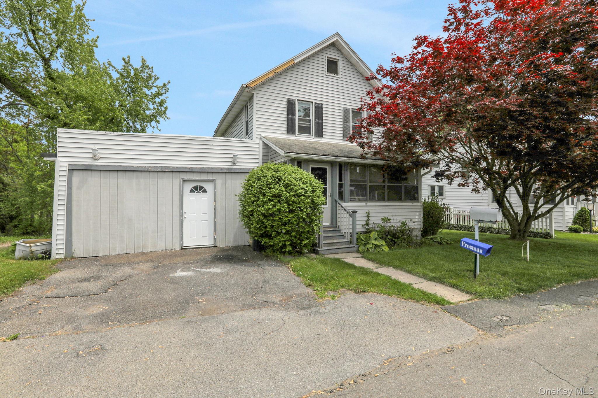 100 Harwich Street Property Photo 12