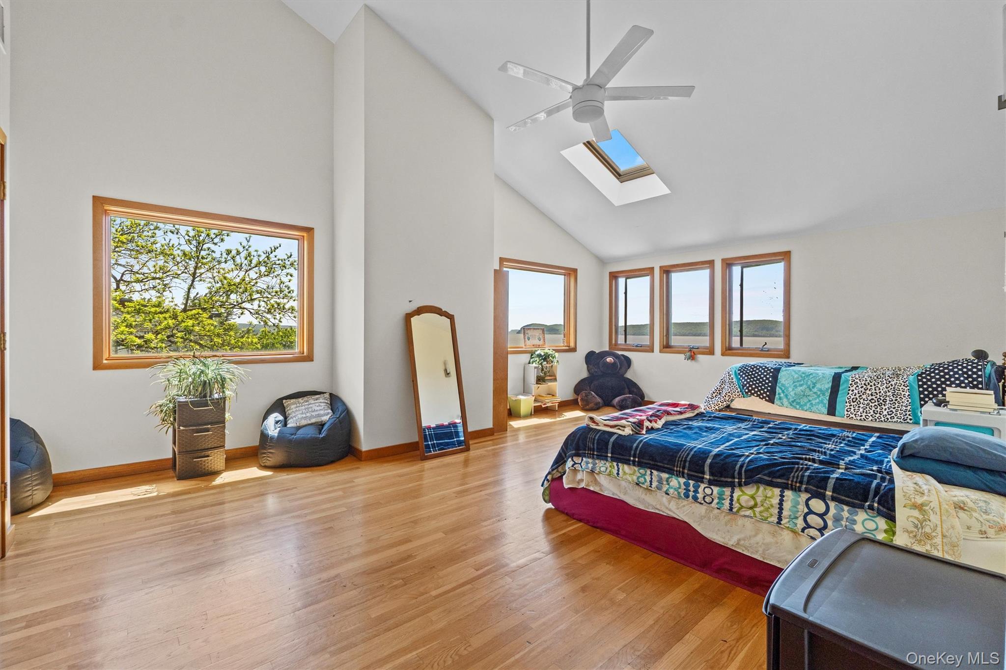 1260 Albany Post Road Property Photo 23