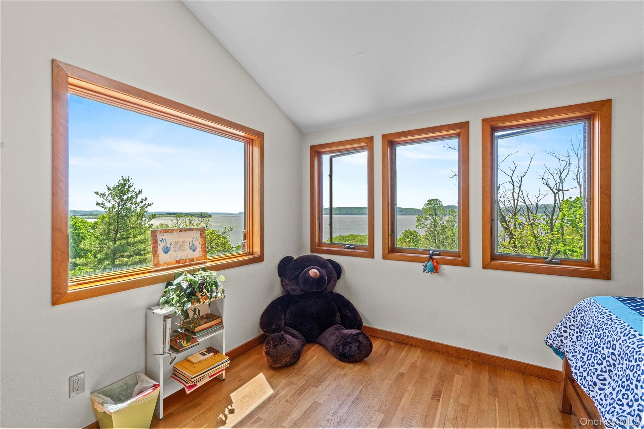 1260 Albany Post Road Property Photo 26