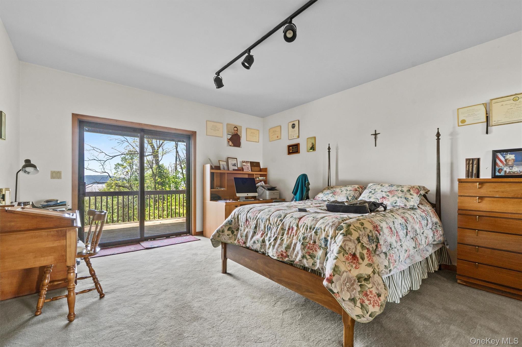 1260 Albany Post Road Property Photo 35