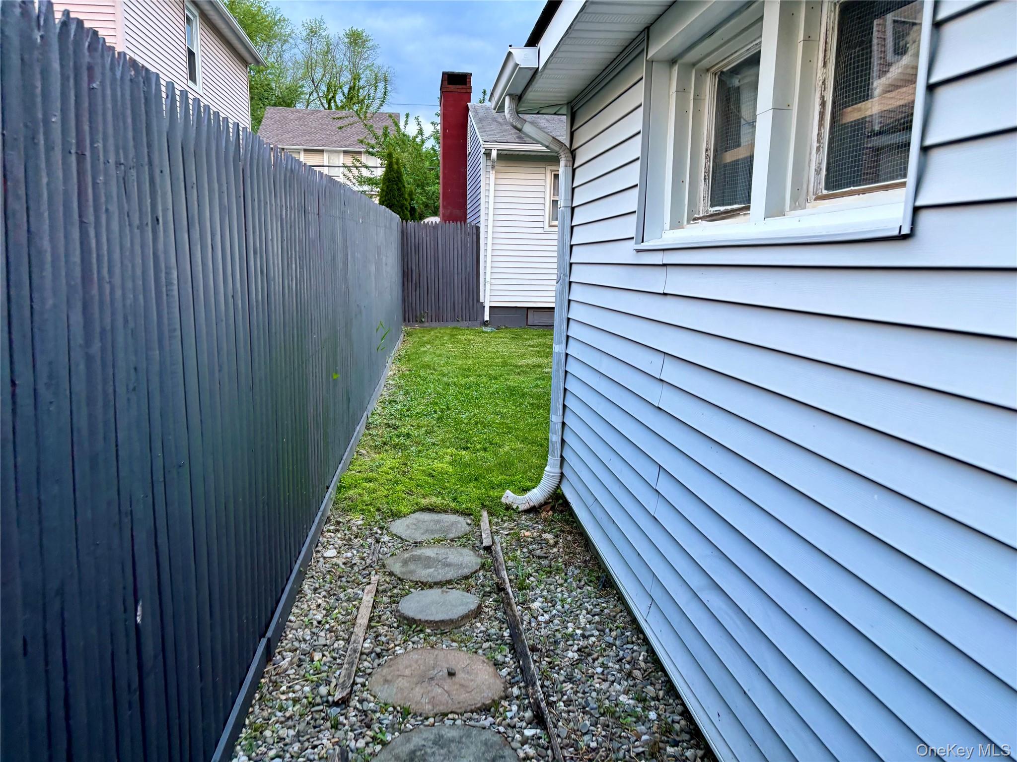 49 N Chestnut Street Property Photo 37
