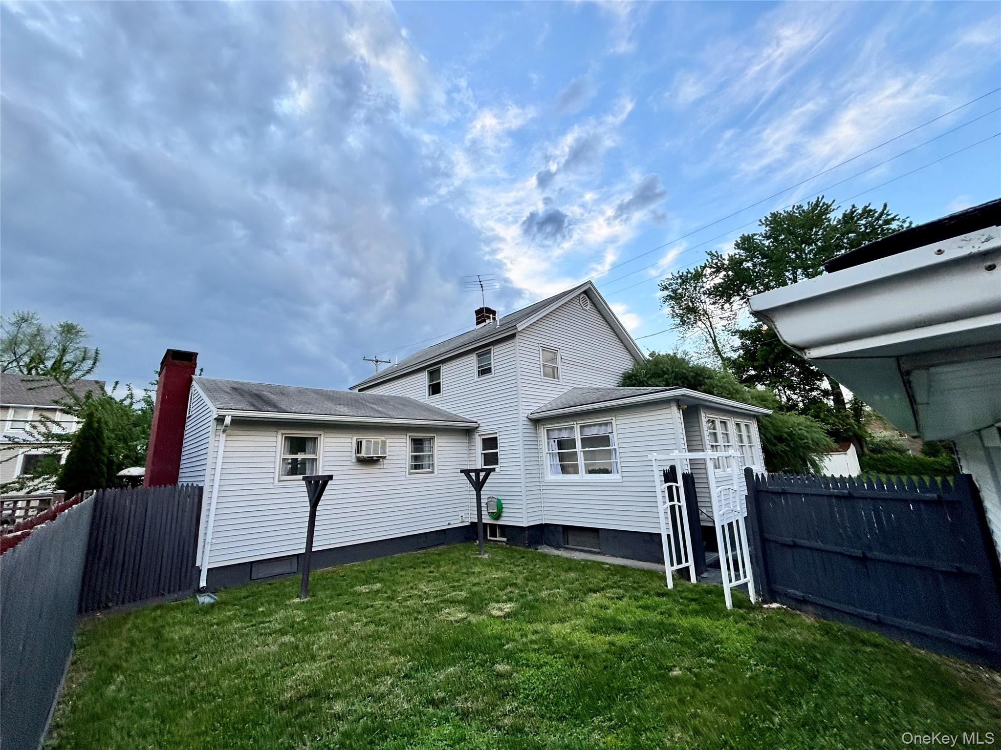 49 N Chestnut Street Property Photo 38