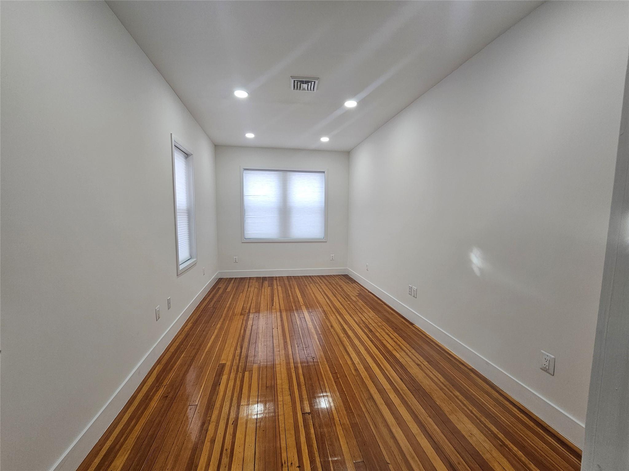 456 Broadway 309 Property Photo 27