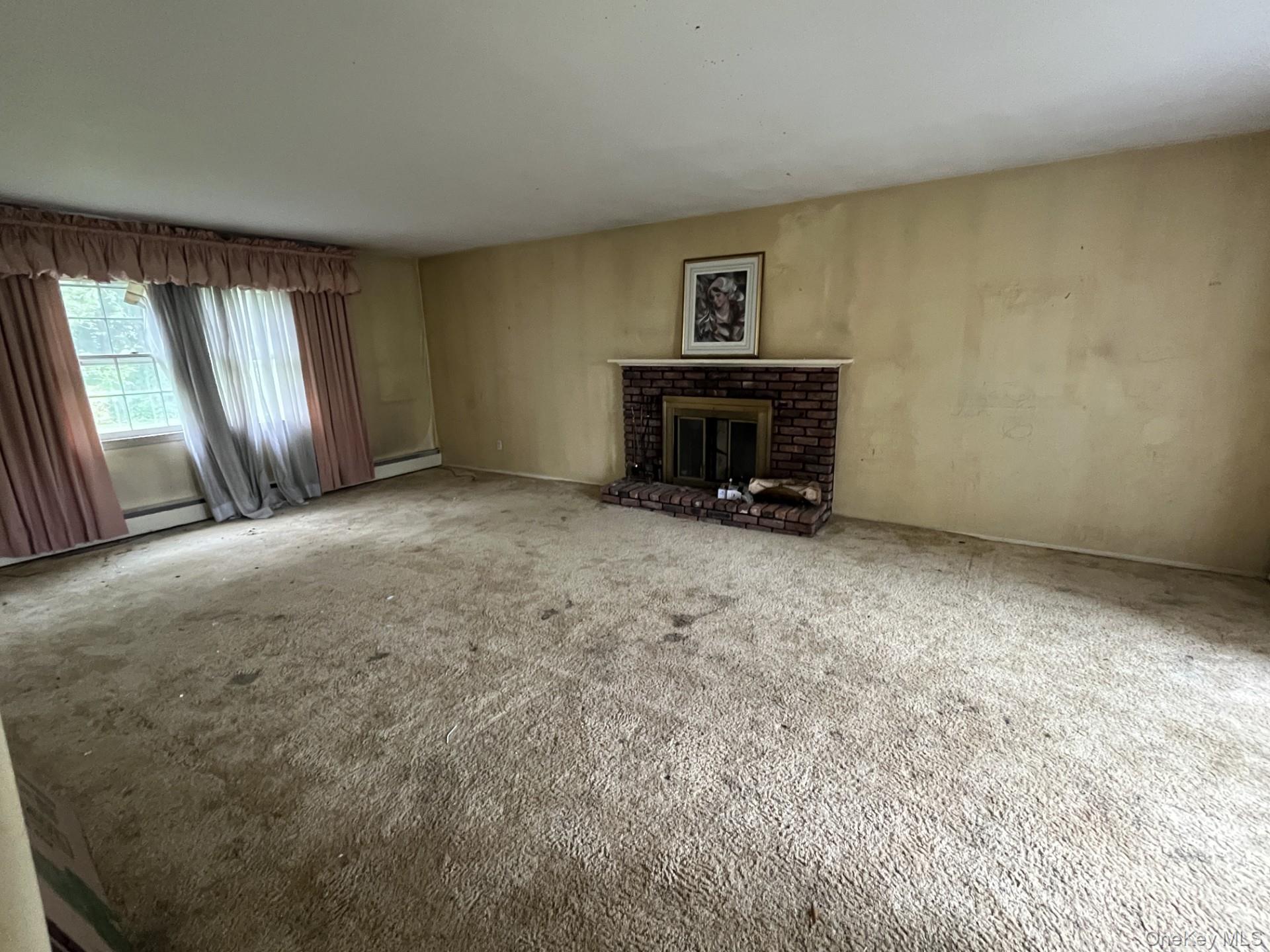 8 Bay Place Property Photo 4