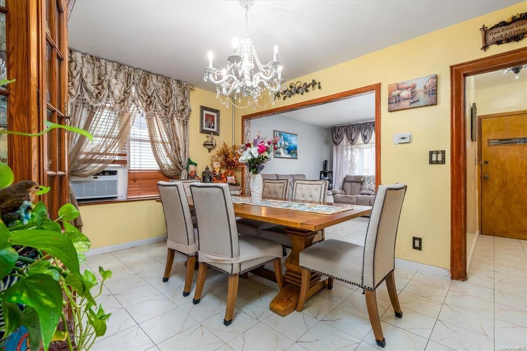 1772 68th Street Property Photo 4