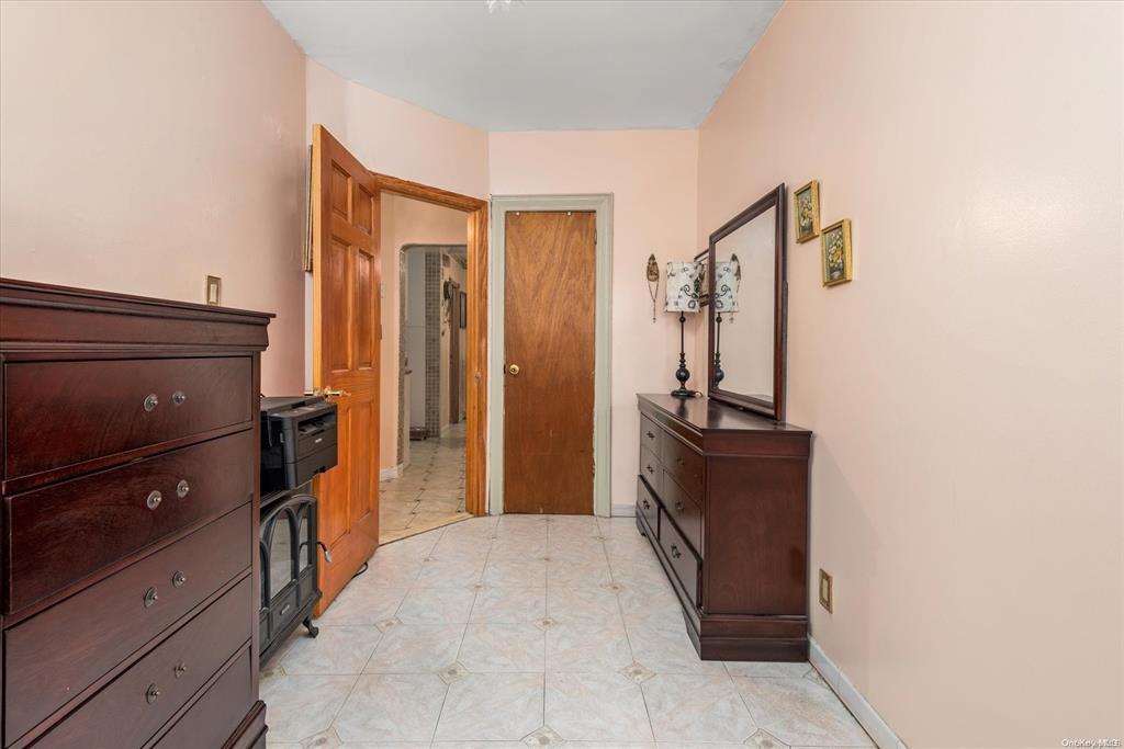 1772 68th Street Property Photo 9