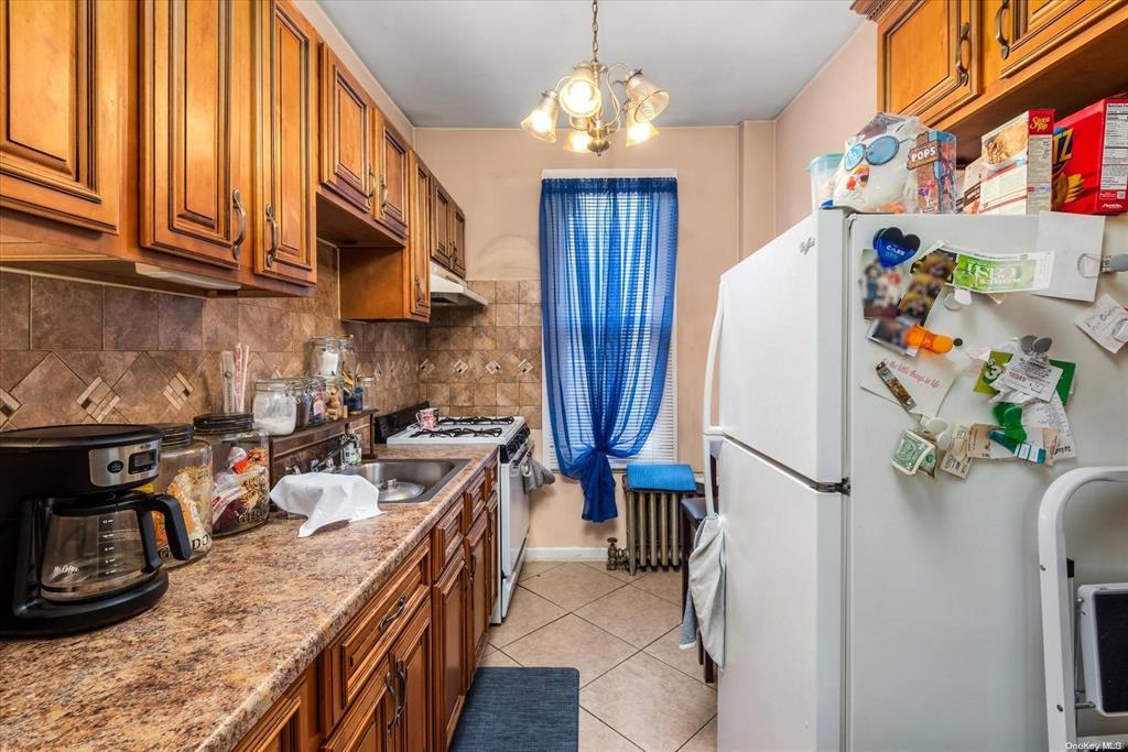 1772 68th Street Property Photo 12