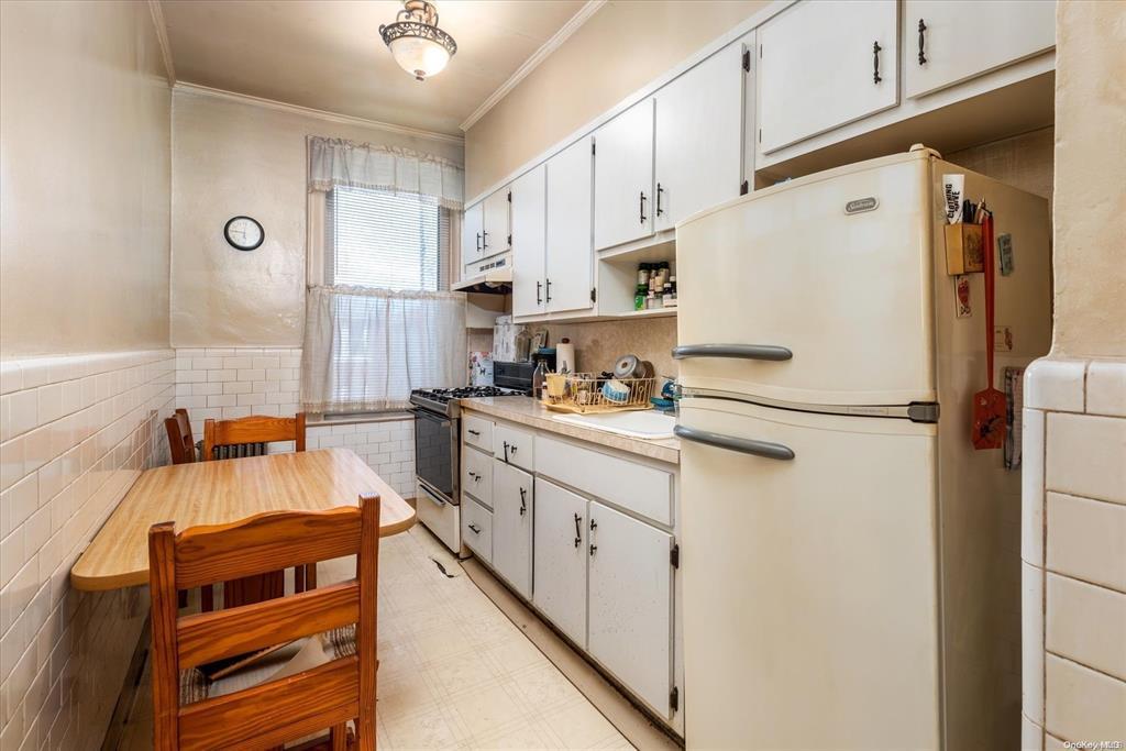 1772 68th Street Property Photo 16