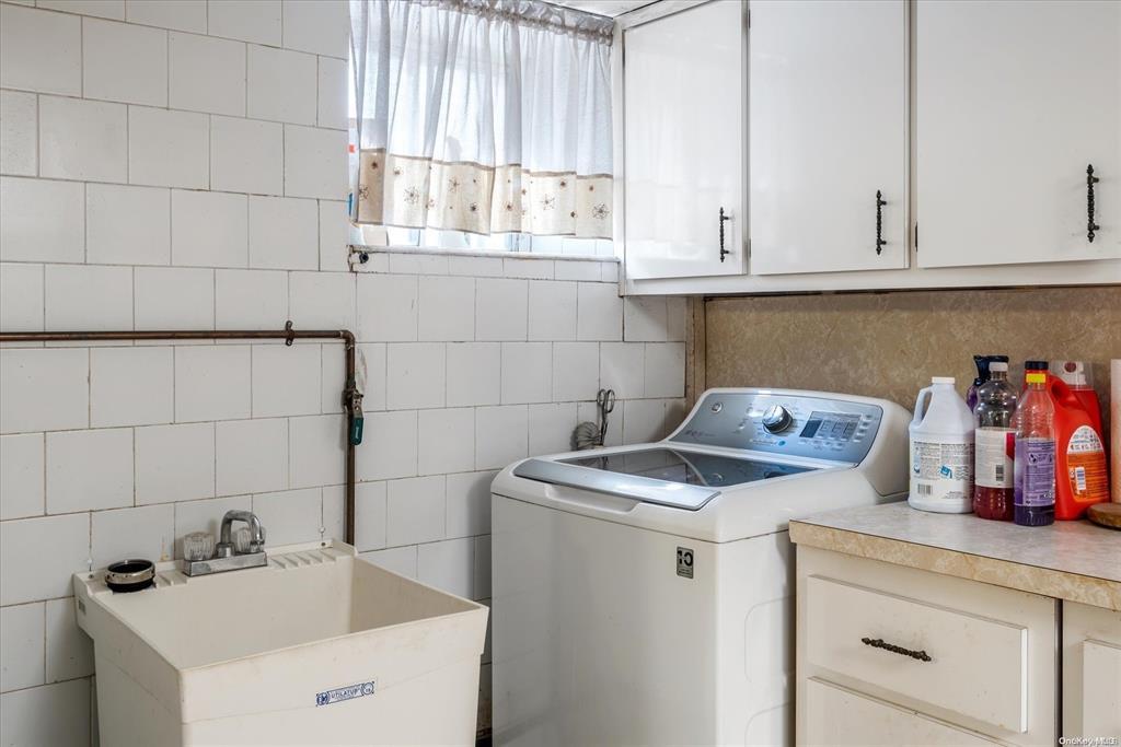 1772 68th Street Property Photo 25