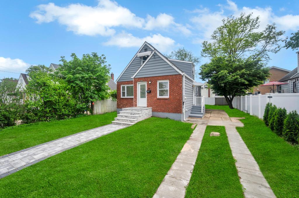 20 Fairfax Street Property Photo 1