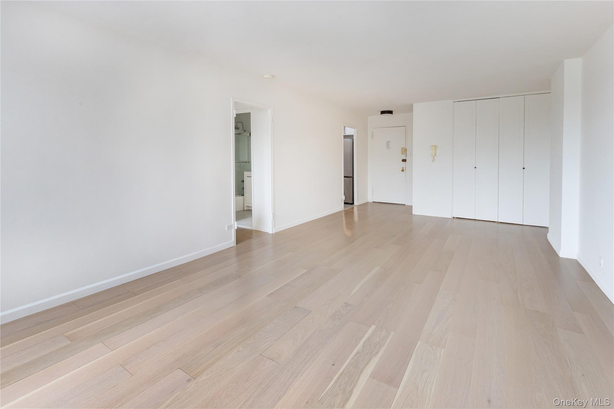 2500 Johnson Avenue 3b Property Photo 5
