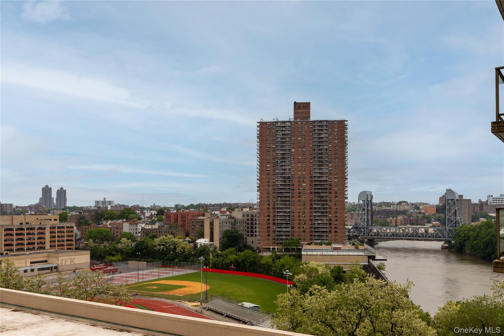2500 Johnson Avenue 3b Property Photo 18