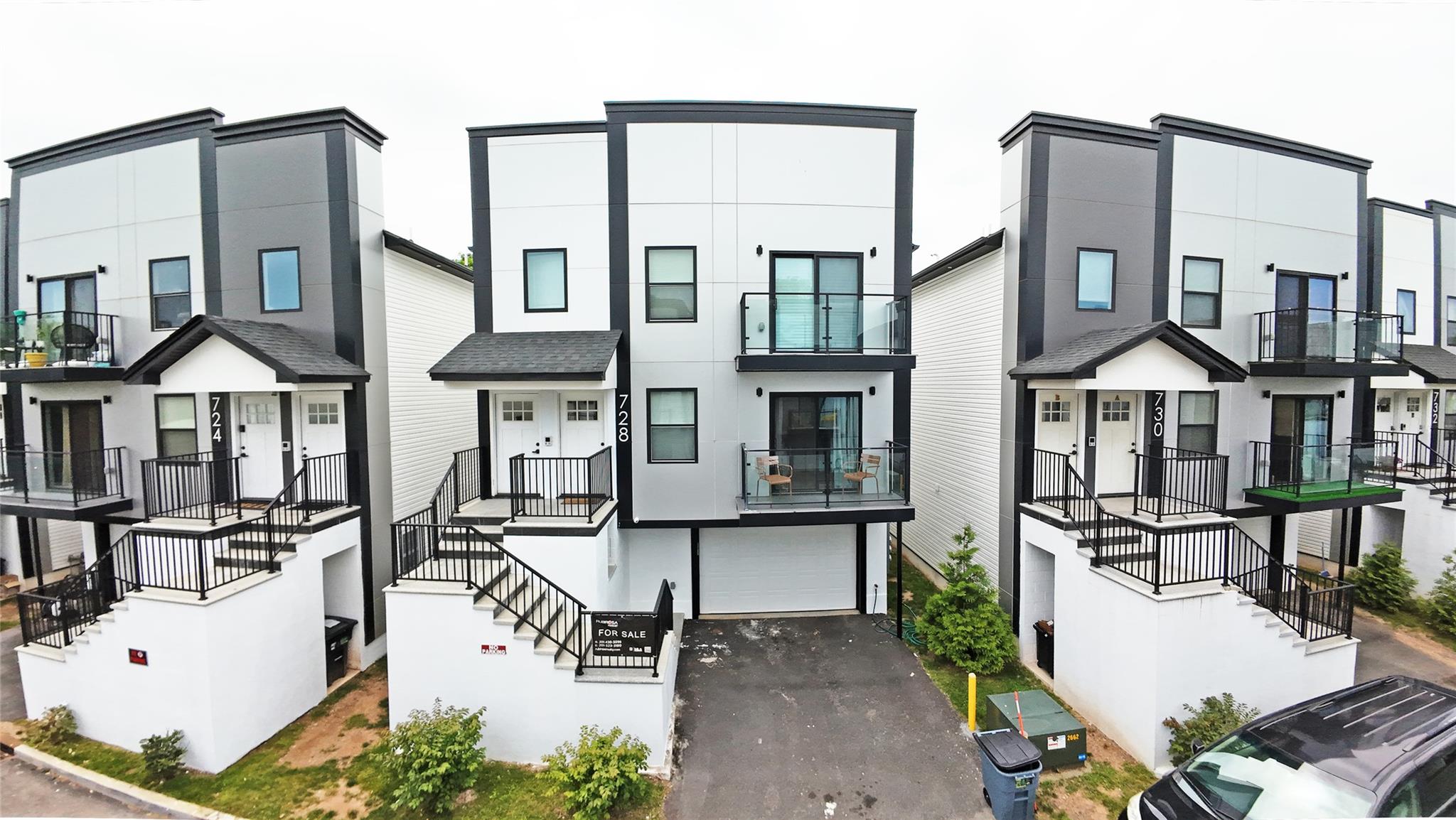 728 Seaport Drive