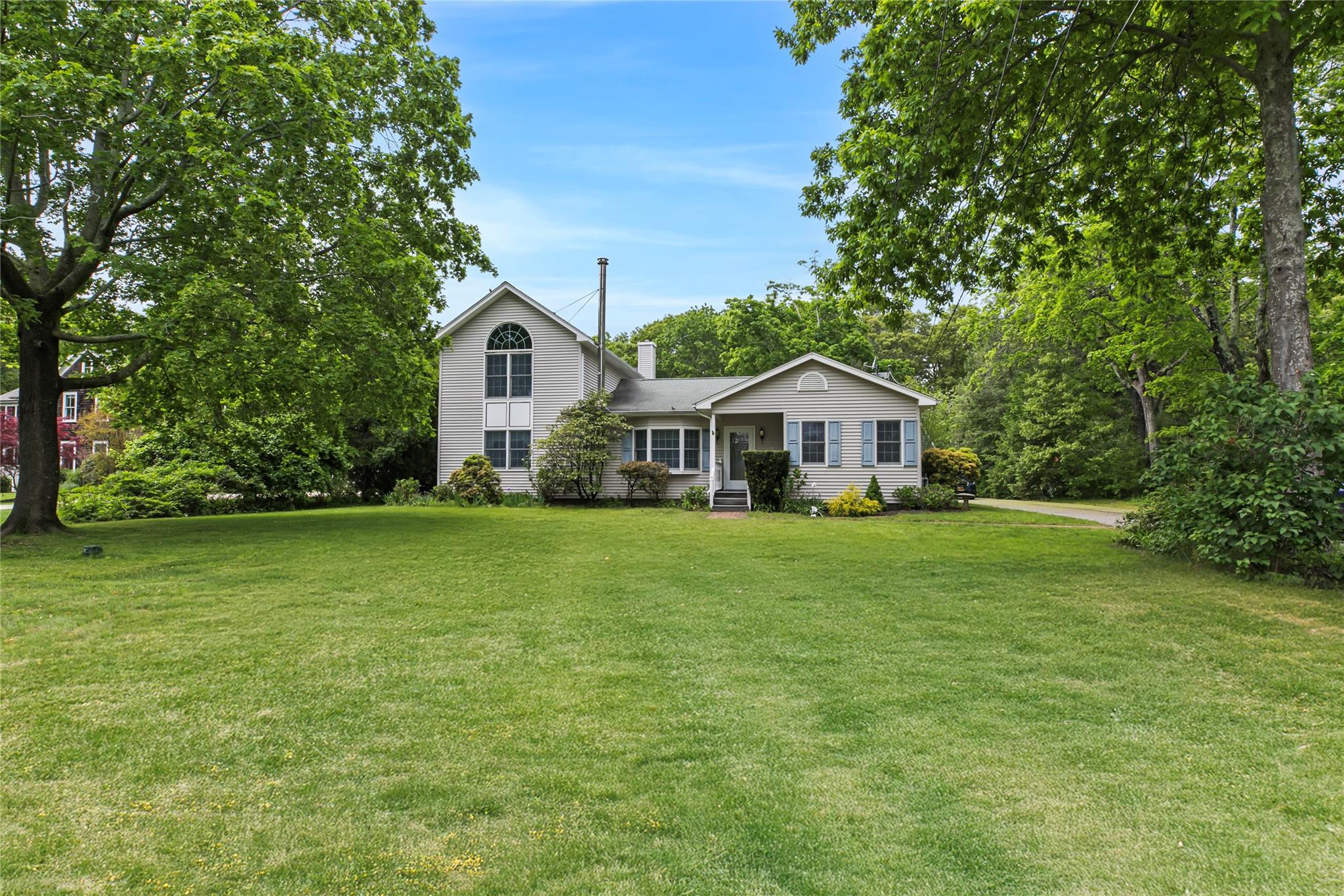 6645 Peconic Bay Boulevard Property Photo 1