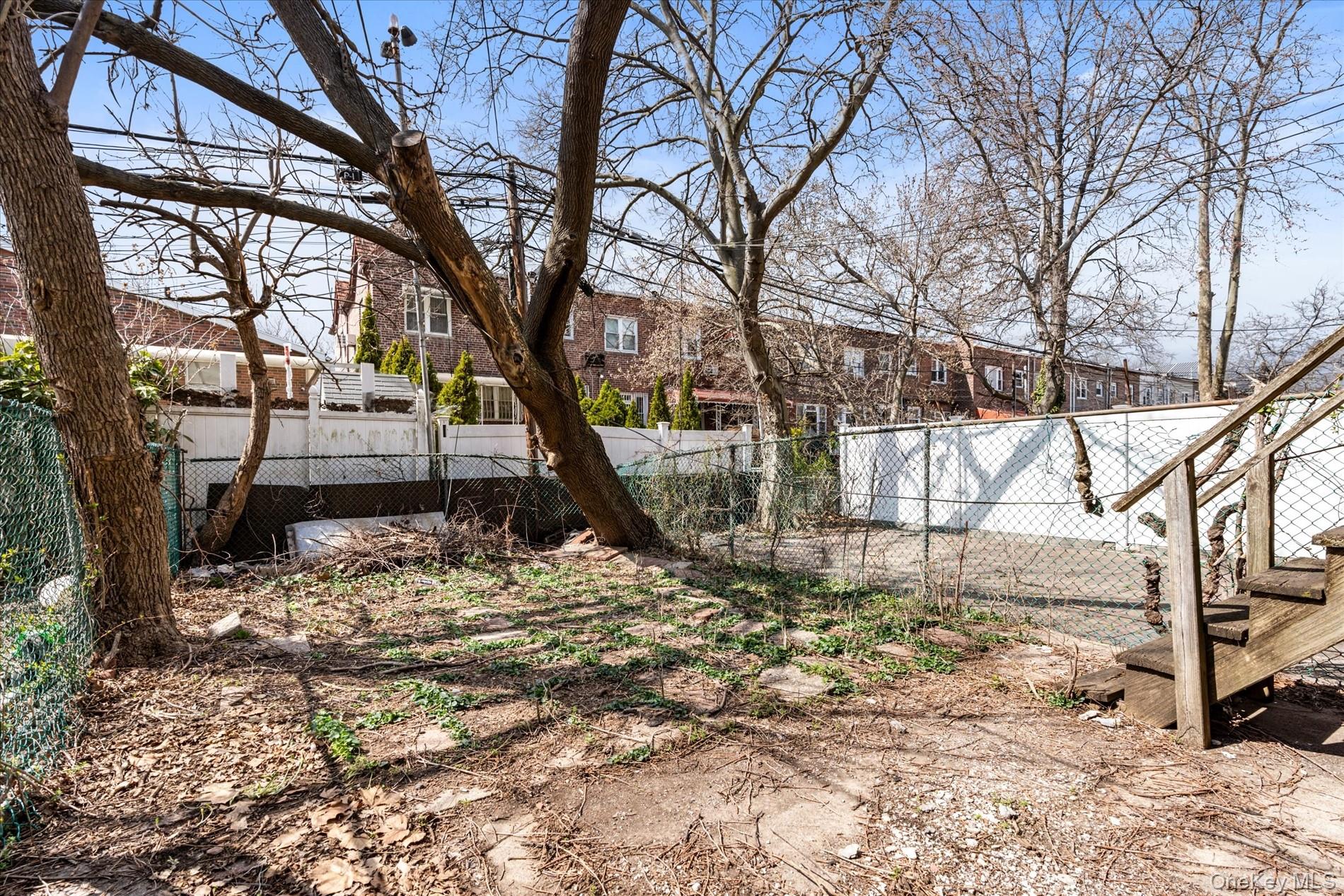 712 E 40th Street Property Photo 21