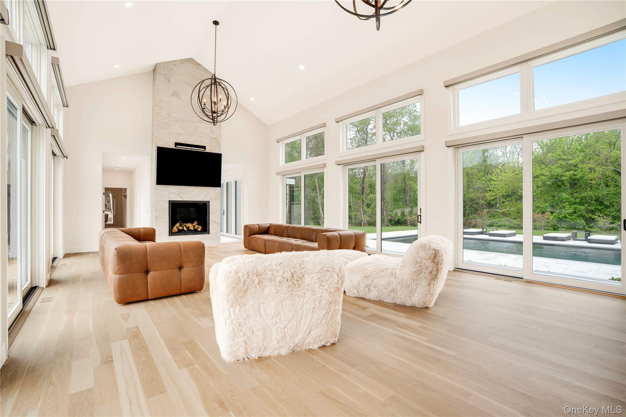 100 S Ferry Road Property Photo 8