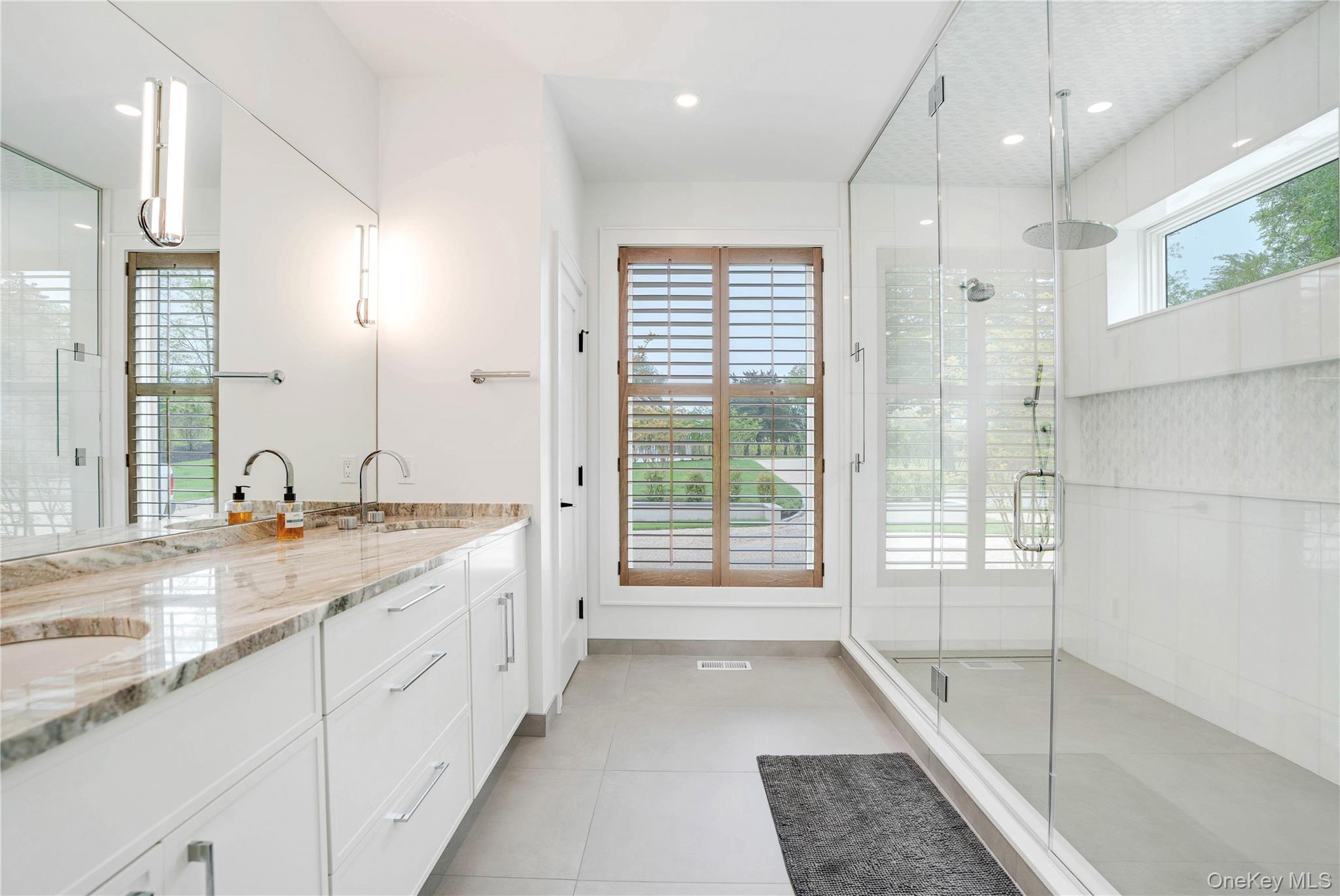 100 S Ferry Road Property Photo 15