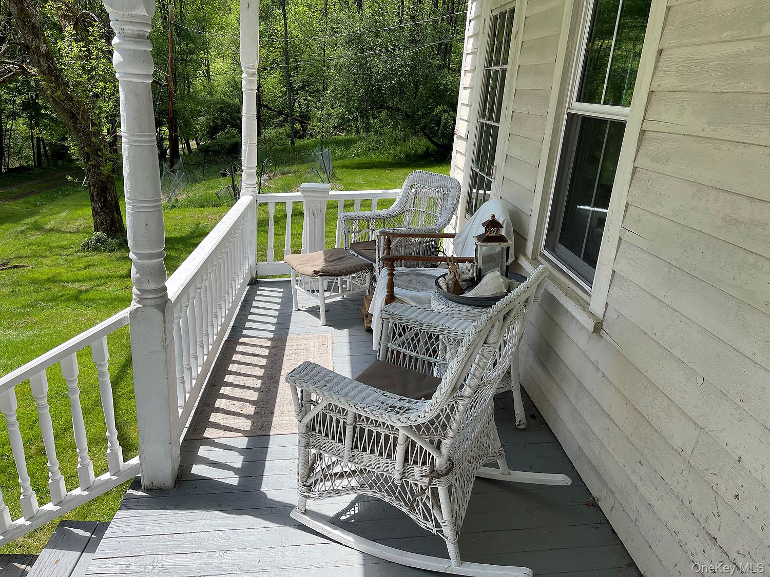 12 Henderson Road Property Photo 5