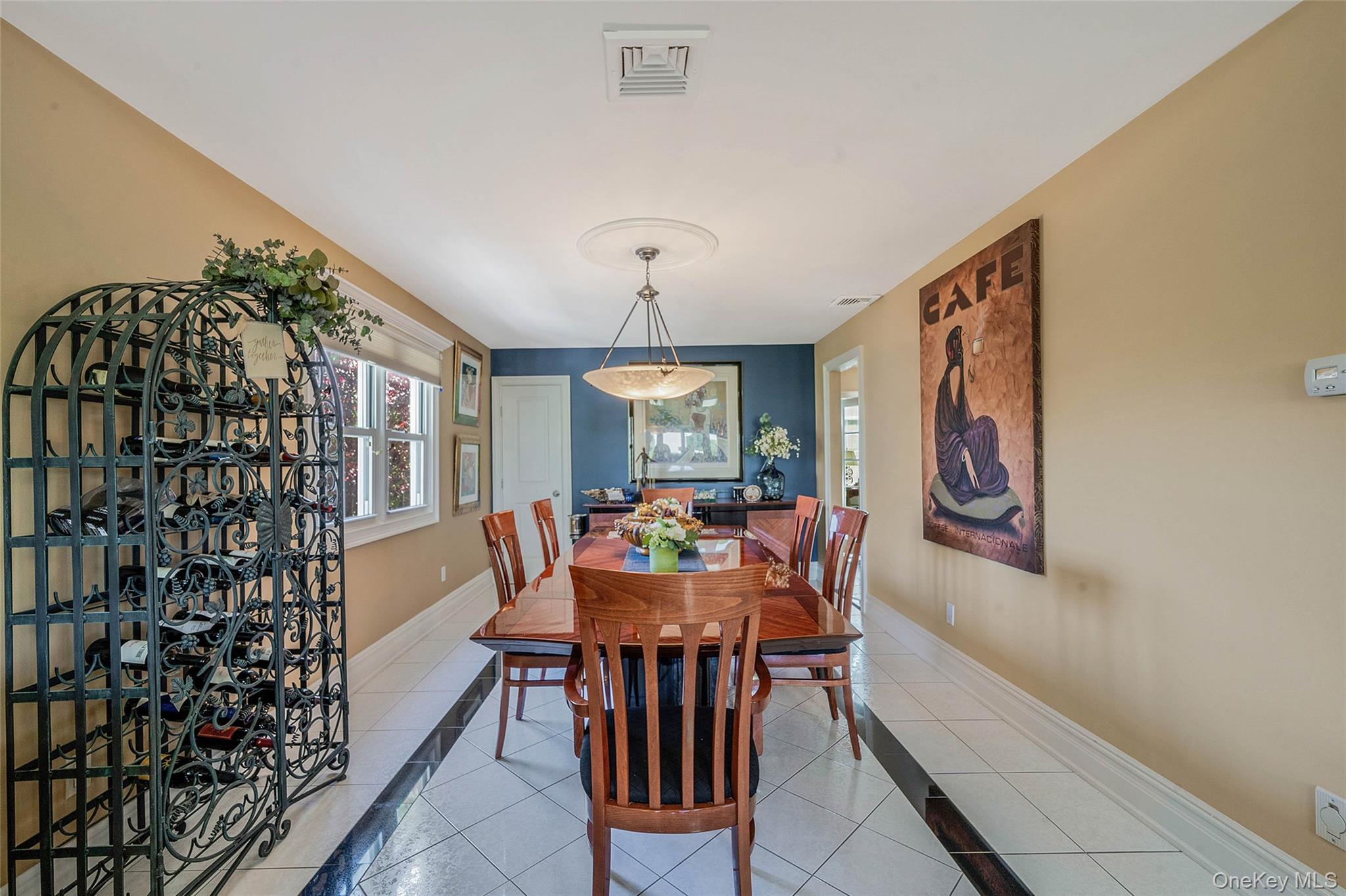 100 Mark Lane Property Photo 14