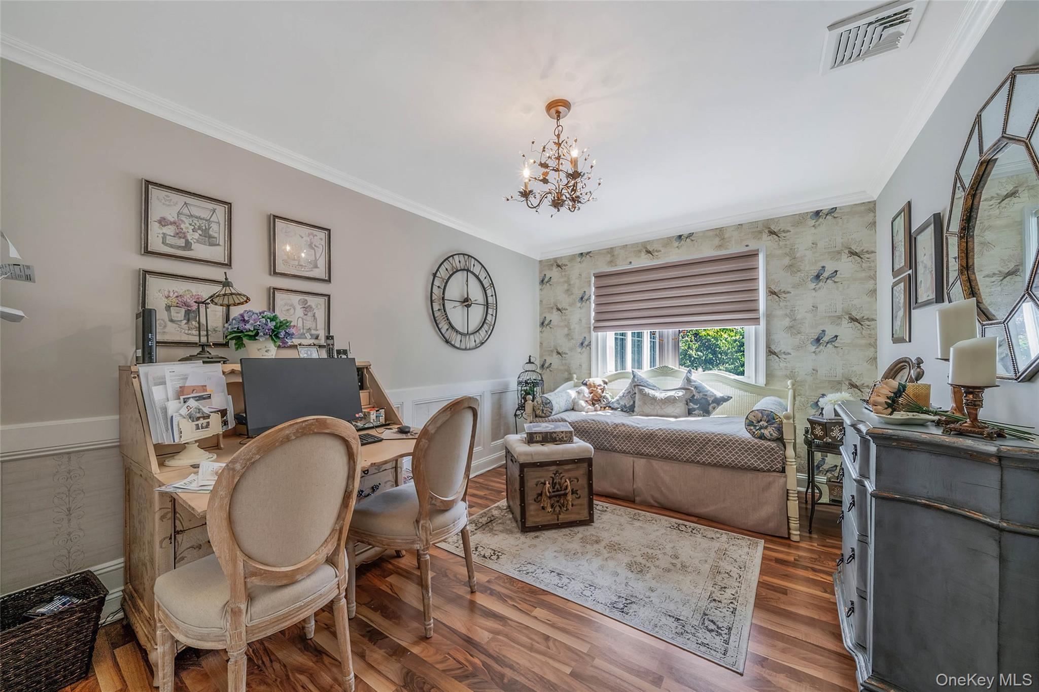 100 Mark Lane Property Photo 24