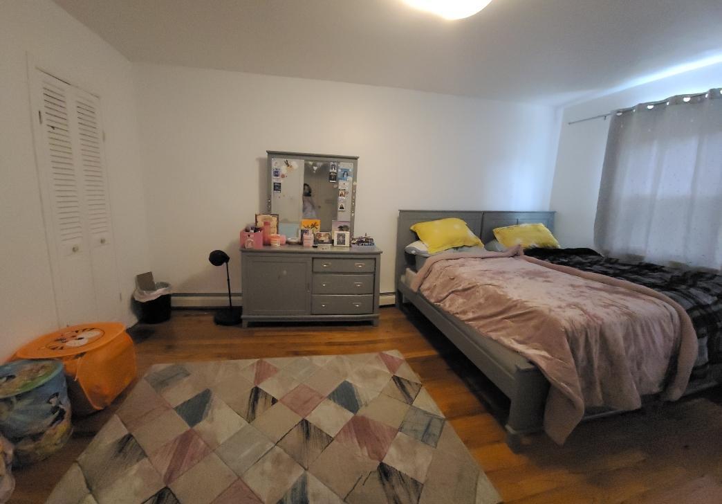 58-33 150 Street Property Photo 4