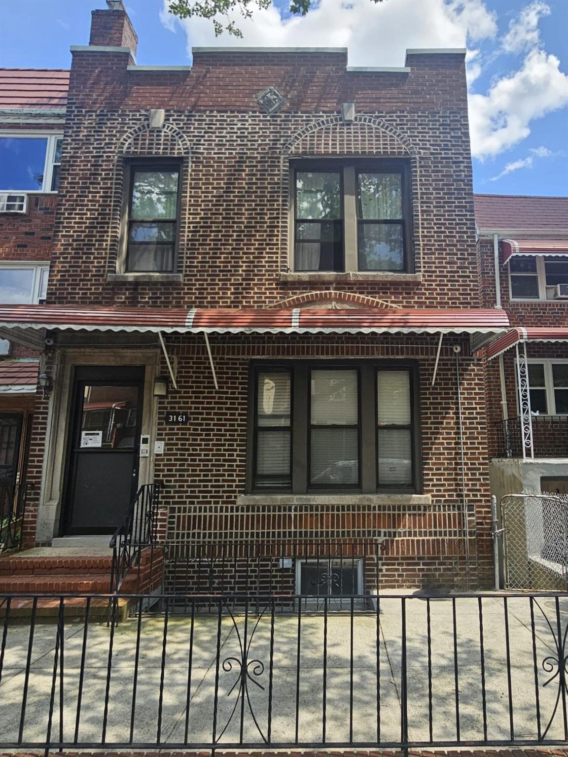 31-61 43 Street Property Photo 1