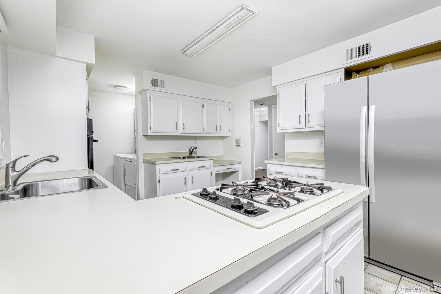 1 Lodi Lane Property Photo 12