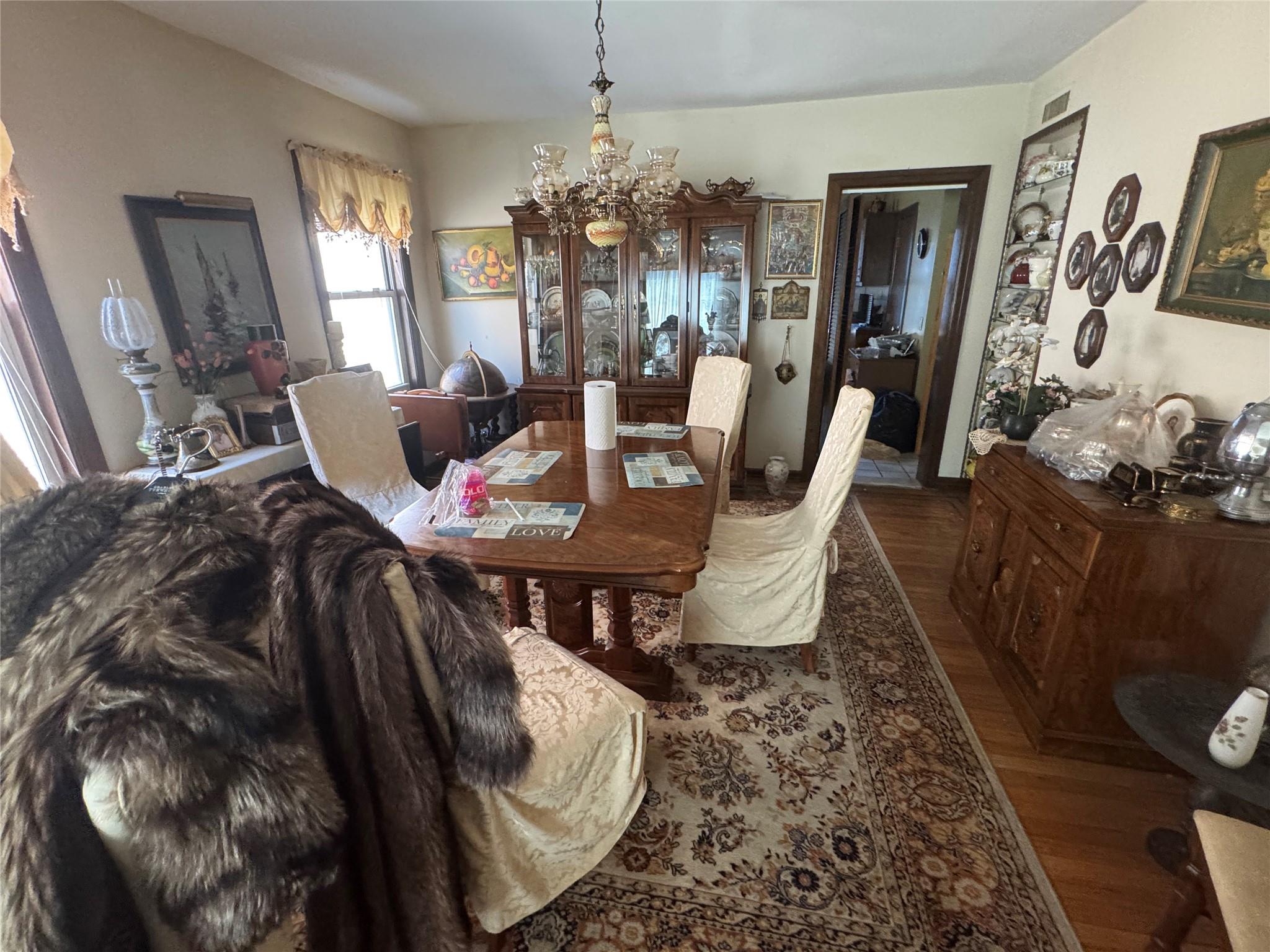 5307 65th Place Property Photo 3