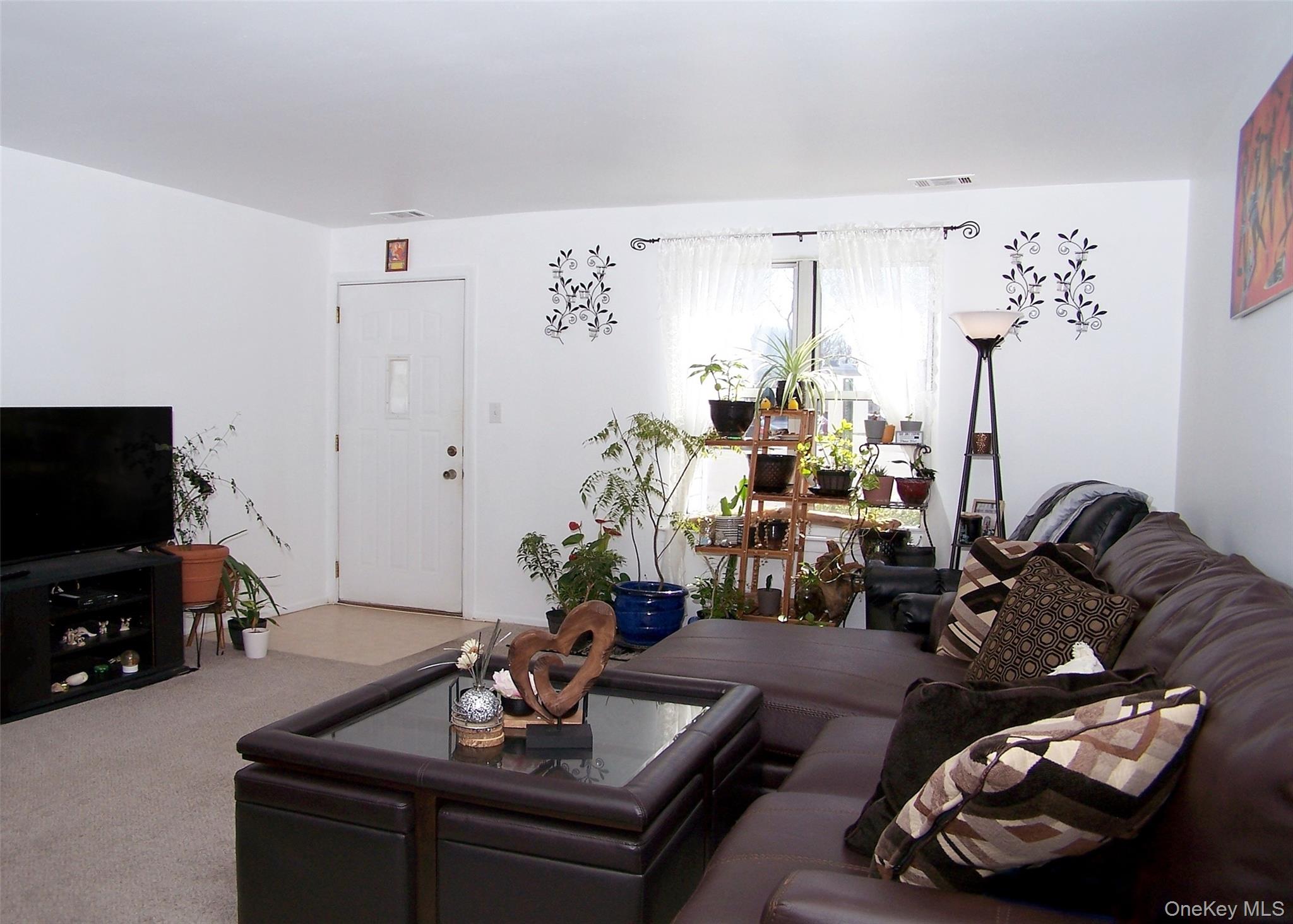 51 Rocky Point Yaphank Rd 5 Property Photo 3