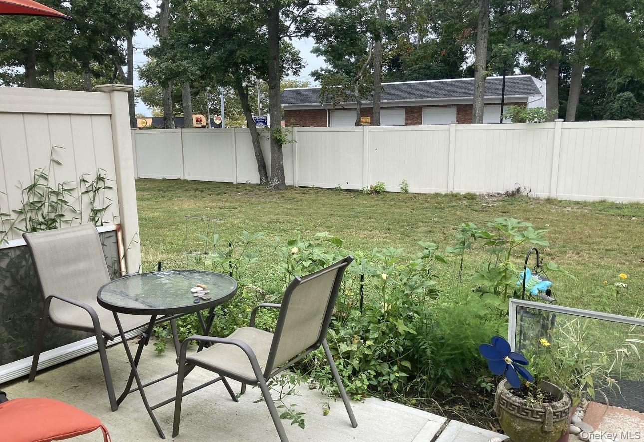 51 Rocky Point Yaphank Rd 5 Property Photo 15
