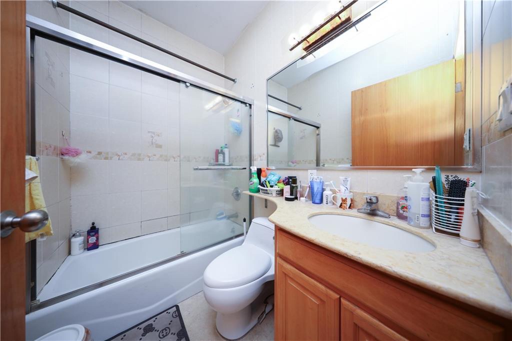 462 52nd Street 2d Property Photo 11