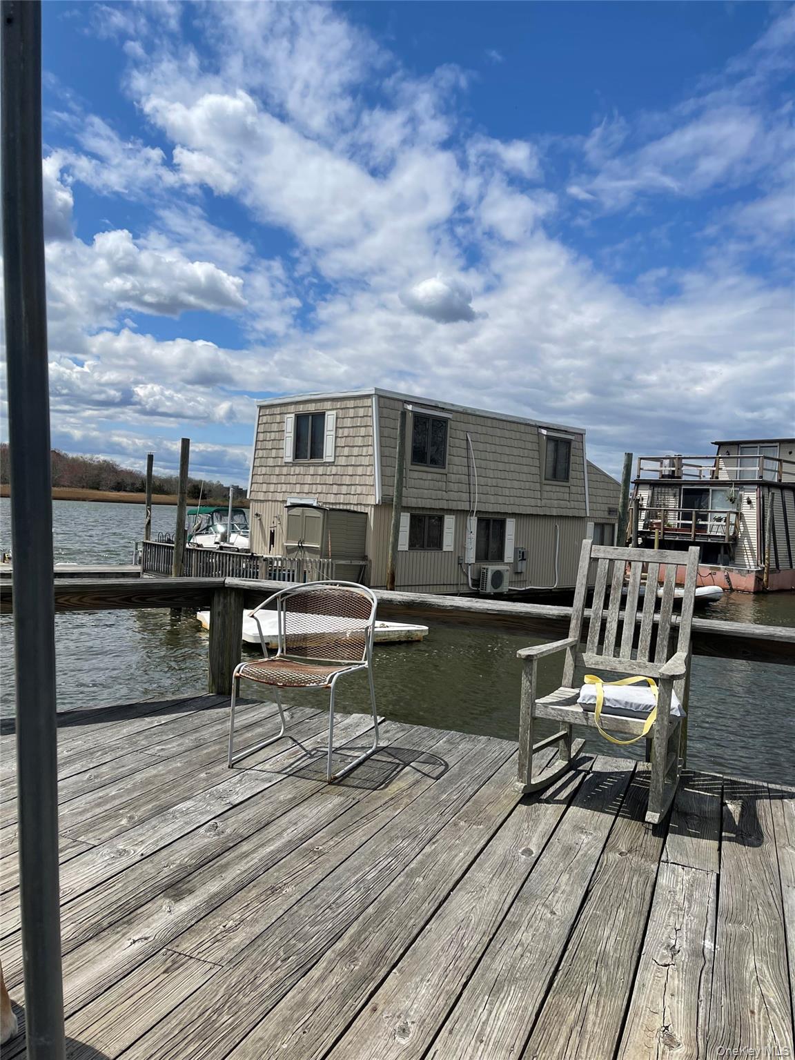149 C Riverside Drive Property Photo 7