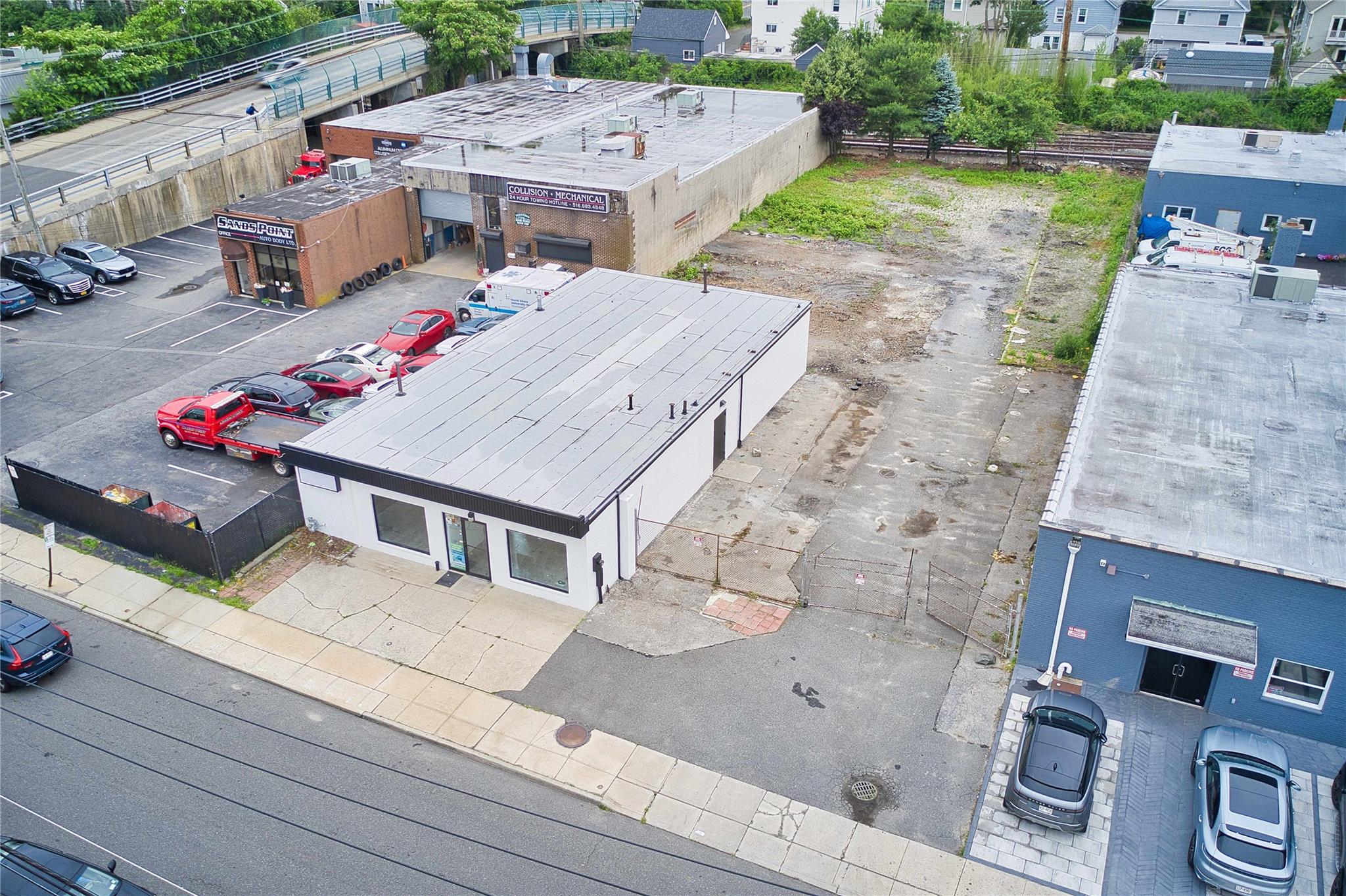 88 S Bayles Avenue Property Photo 3